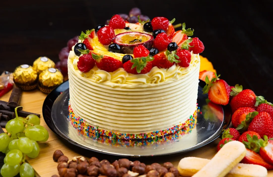 Fresh Fruit Cake